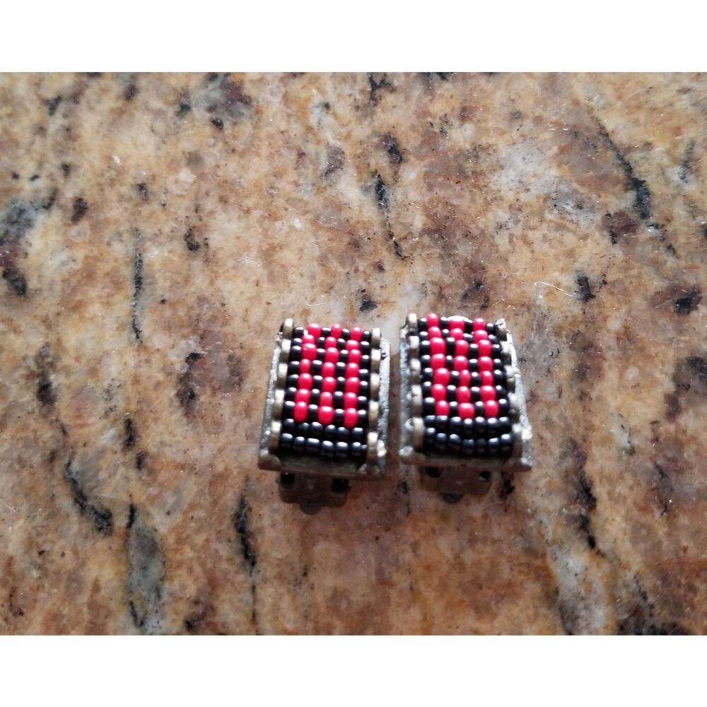 Vintage southwest aesthetic peyote stitch beaded clip-on earrings